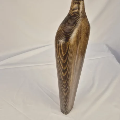 Vase design en bois