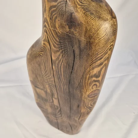 Vase design en bois