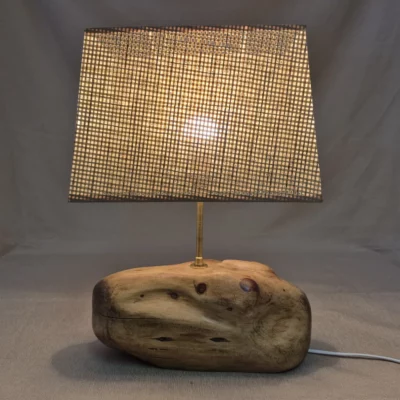 Lampe à poser en bois