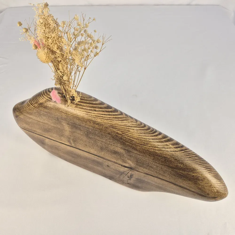 Vase soliflore design en bois