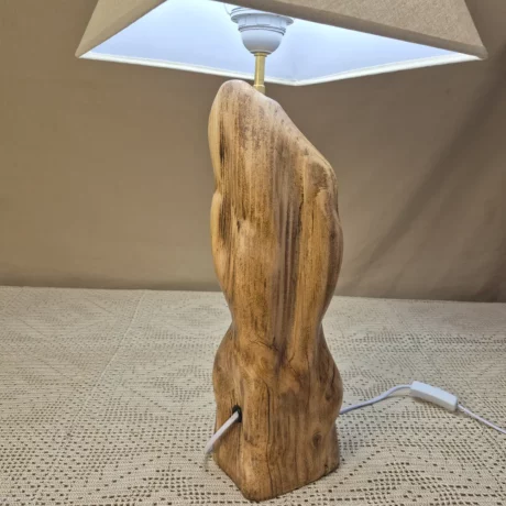 Lampe à poser design en bois