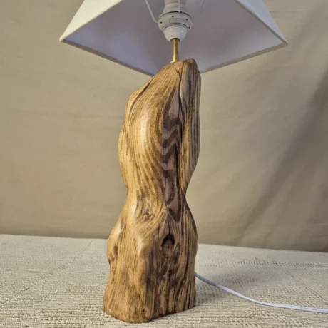 Lampe à poser design en bois
