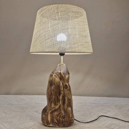 Lampe à poser design en bois