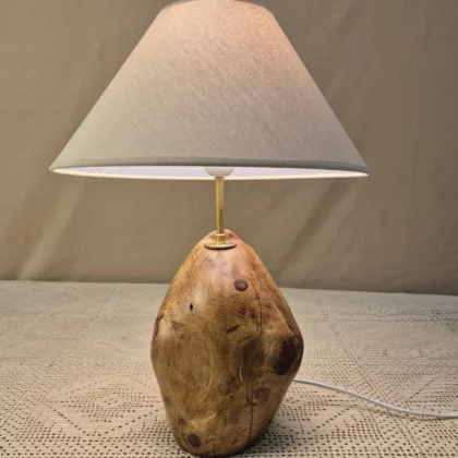 Lampe à poser design en bois