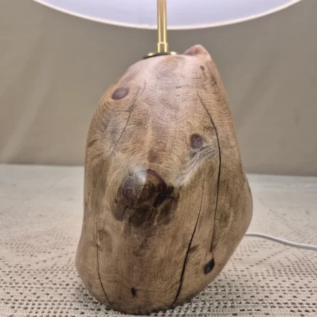 Lampe à poser design en bois