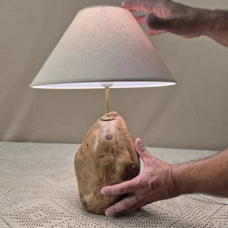 Lampe à poser design en bois