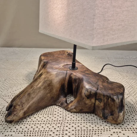 Lampe à poser design en bois