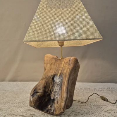 Lampe décorative en bois