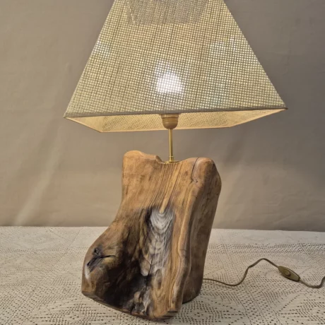 Lampe décorative en bois