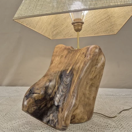 Lampe décorative en bois