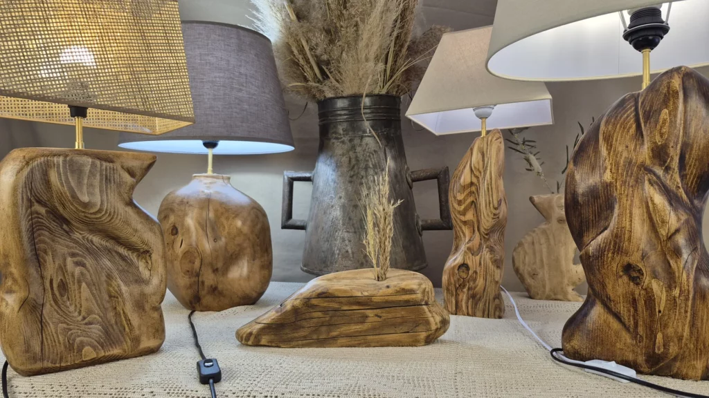 Lampes en bois