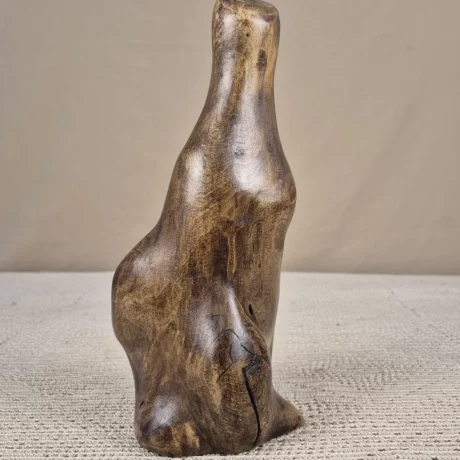 Vase en bois